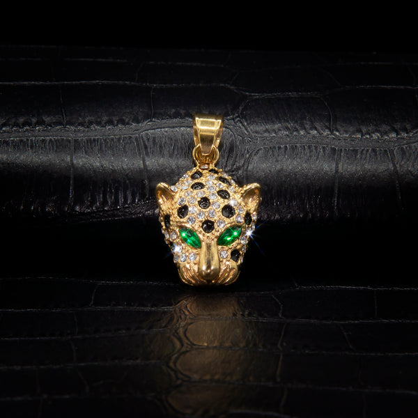 Leopard Pendant in Yellow Gold