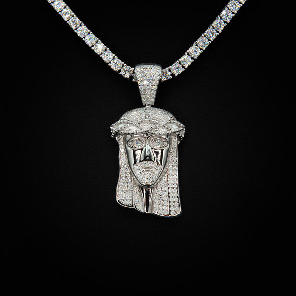 VVS Jesus Pendant in White Gold