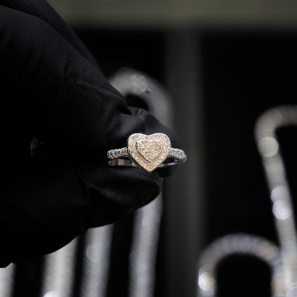 Cluster Heart Ring