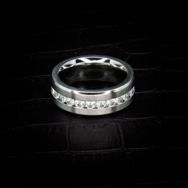 Men's Round Cut Ring Band in Silver